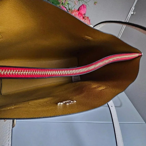 Coach Mickey Mollie tote - Picture 8 of 12